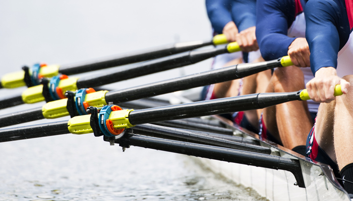 Rowing Scull With 4 Rowers And Oars