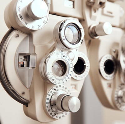 An opticians phoropter machine An opticians phoropter machine