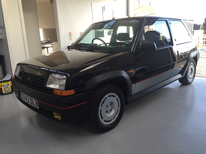 Future classic car Renault 5 Phase 1 and 2